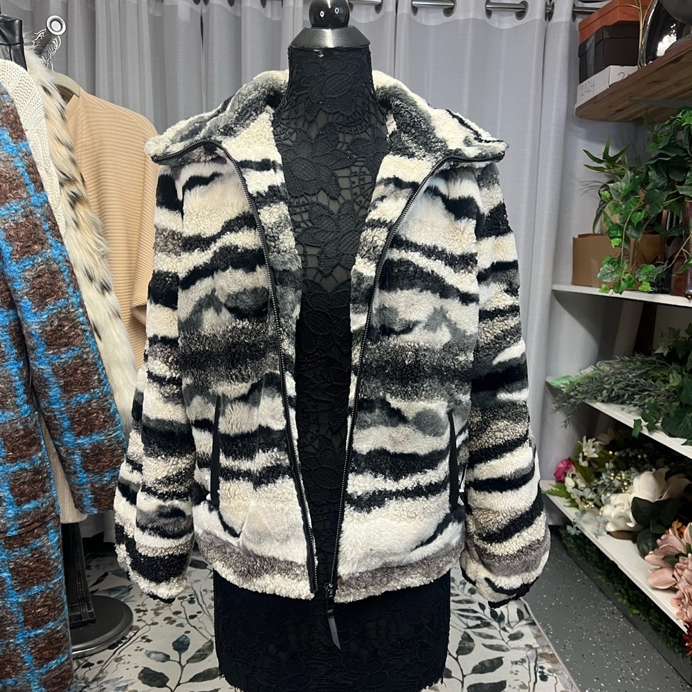 Tribal Black and White Teddy Jacket